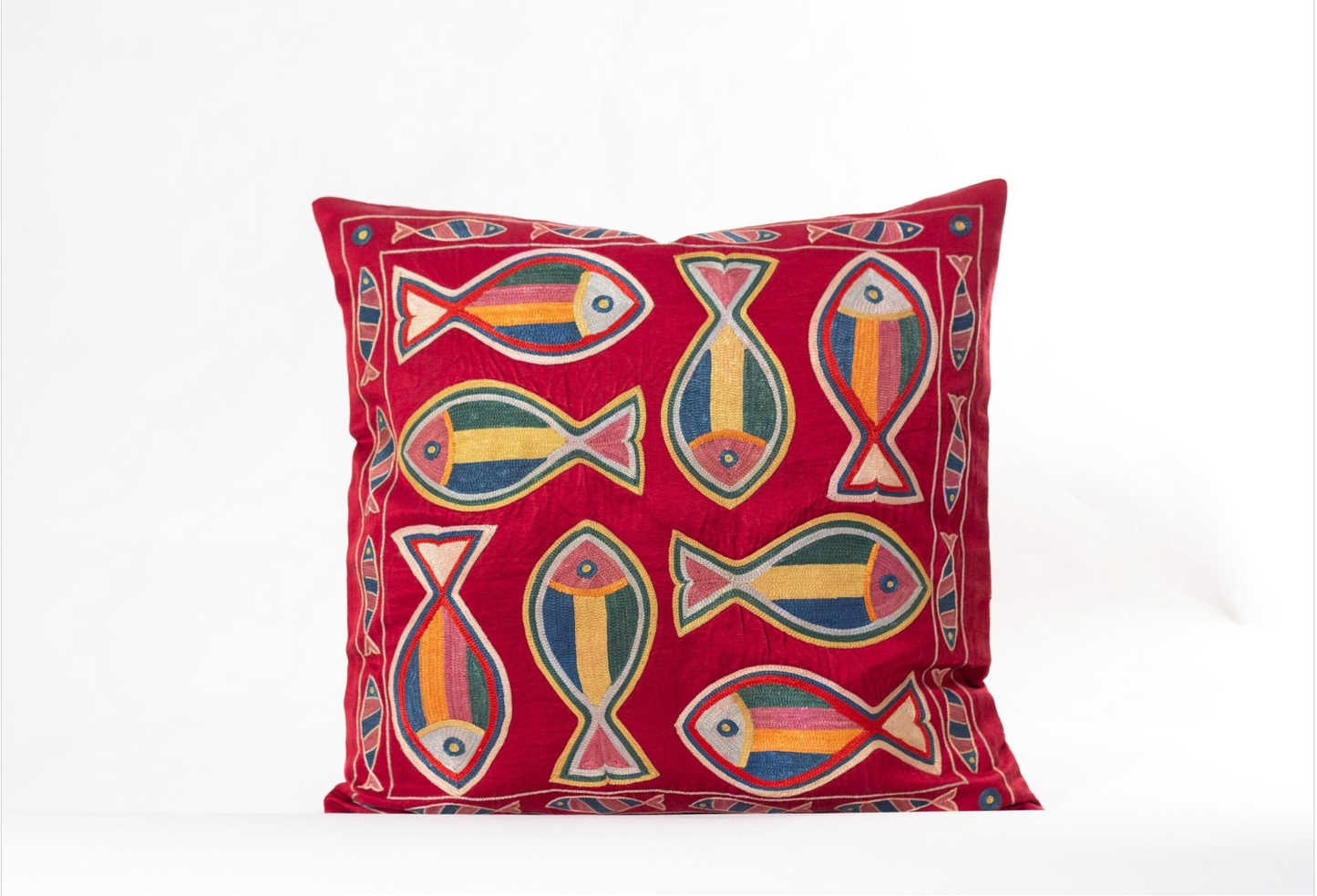 Smyrna Suzani Cushion Cover