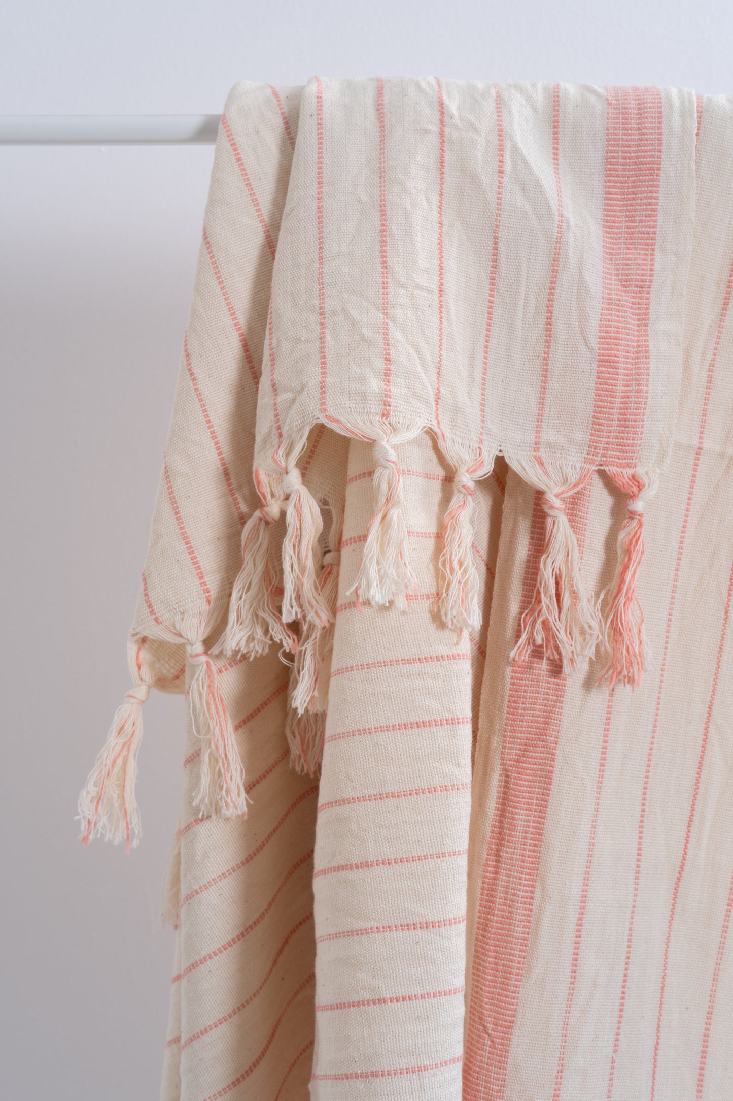 Drama Coral Towel