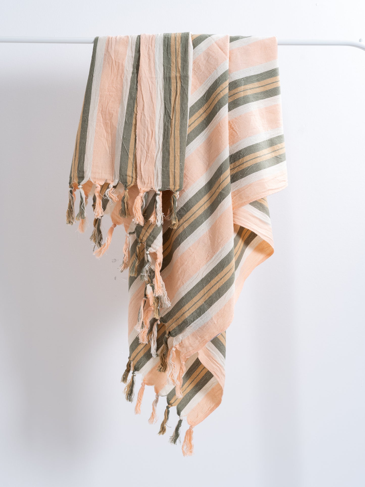 Salmone Towel