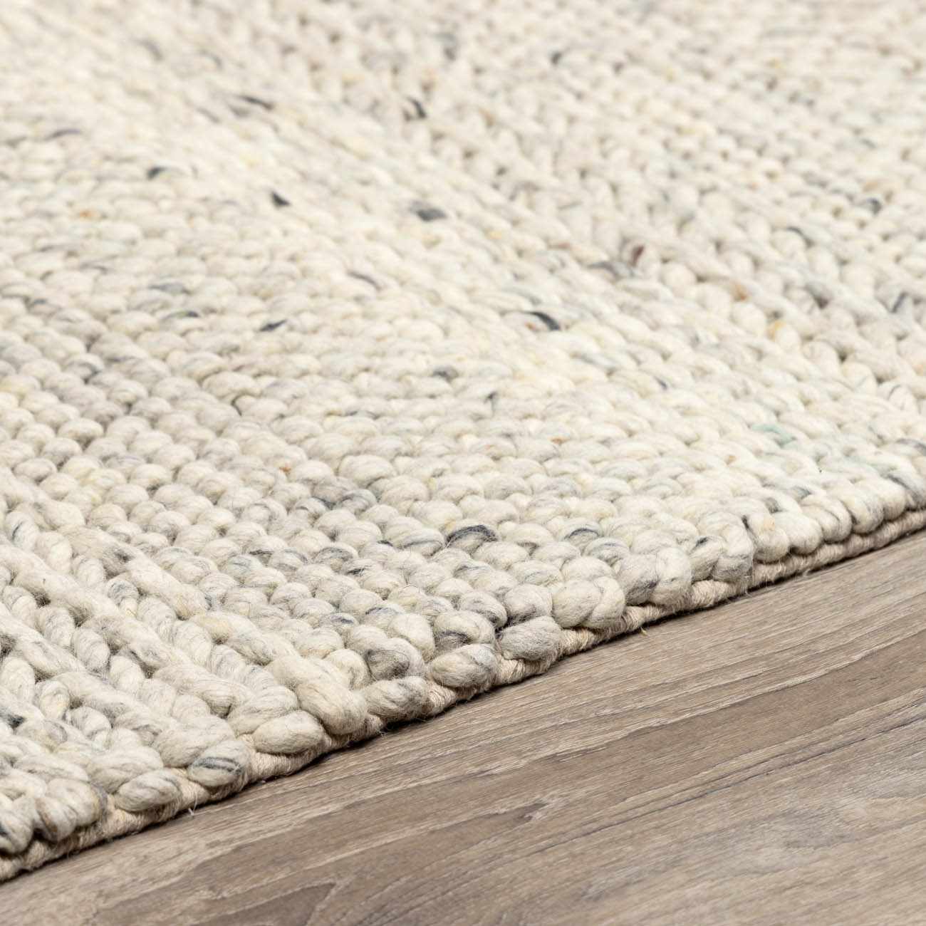 Salvo Luxury Wool Rug