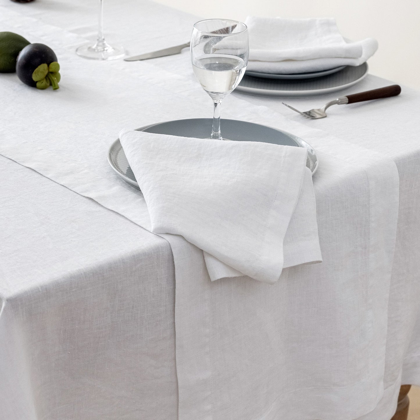 100% French Linen Napkins Set of 4 (20'' x 20'') - White